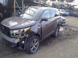 2014 TOYOTA HIGHLANDER, XLE MODEL, 3.5L, AT, FWD.   Z25217